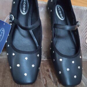 Scoop Women’s Size 8.5 Studded Mary Jane Flats NEW!